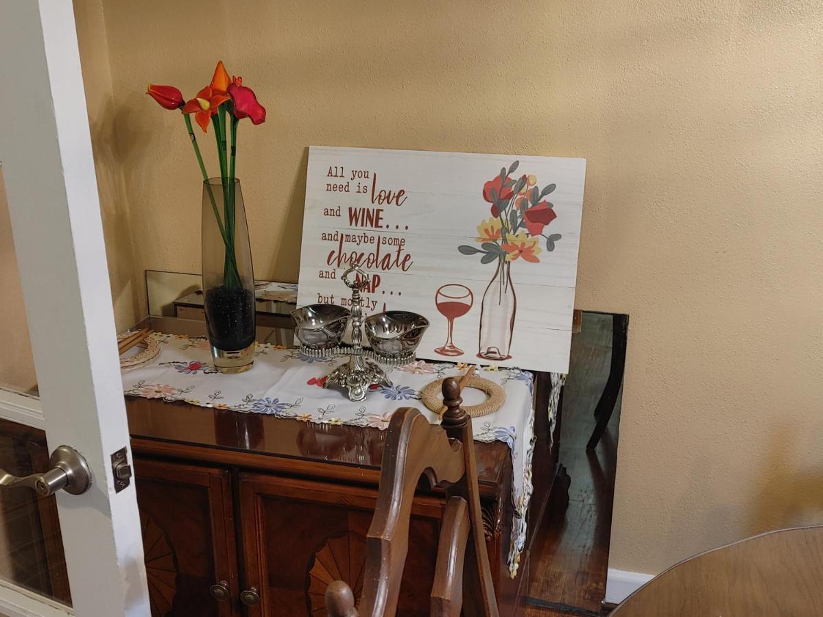 The Kind House Hosting, Low Monthly Rates, Traveling Nurses, Fletc, & Travelers! Brunswick Luaran gambar